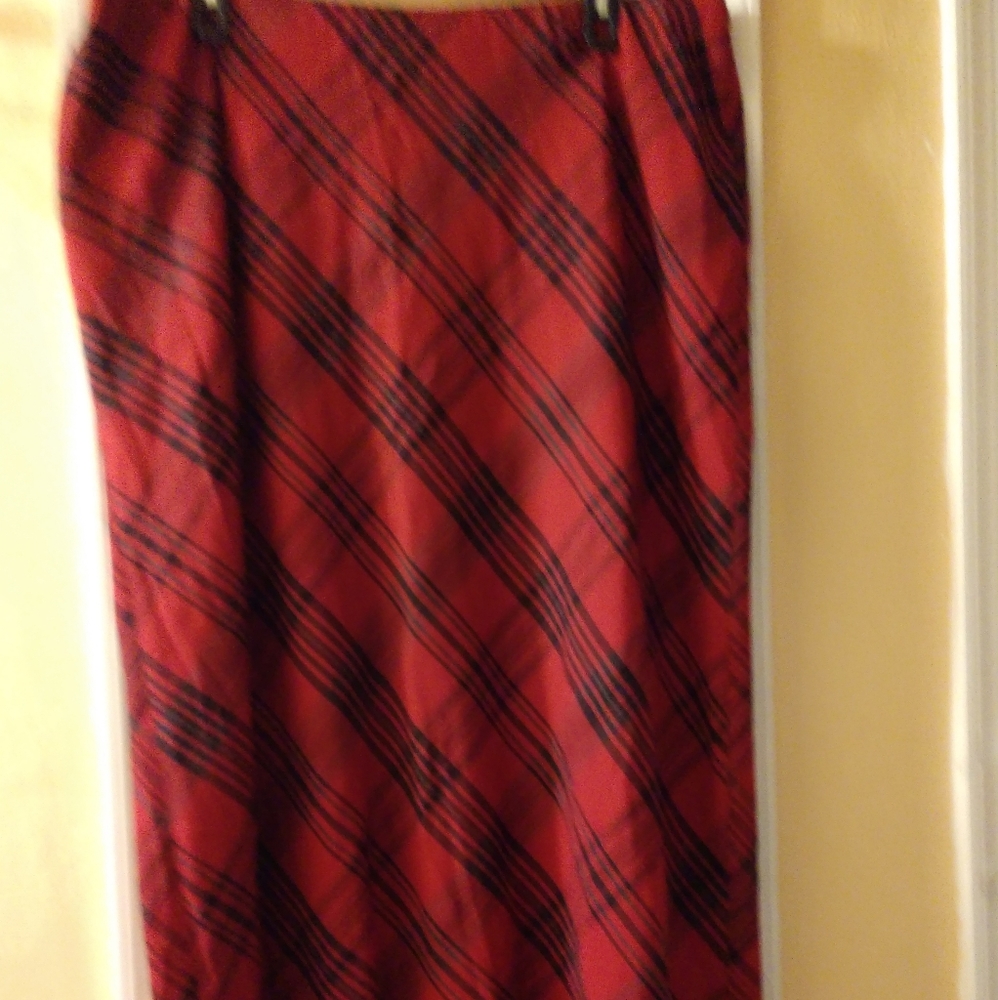 ANNEX Woman Skirt